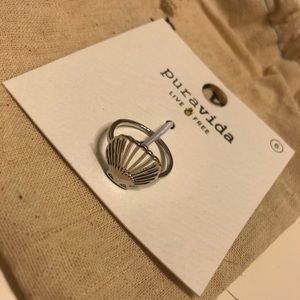 Pura Vida Shell Ring